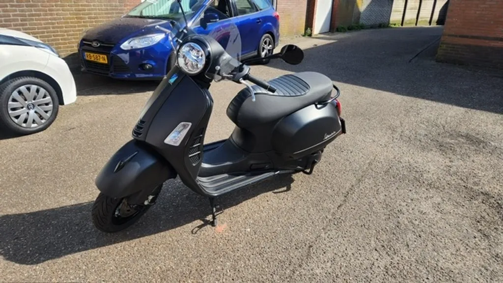 Piaggio Vespa Gts 300 17KW