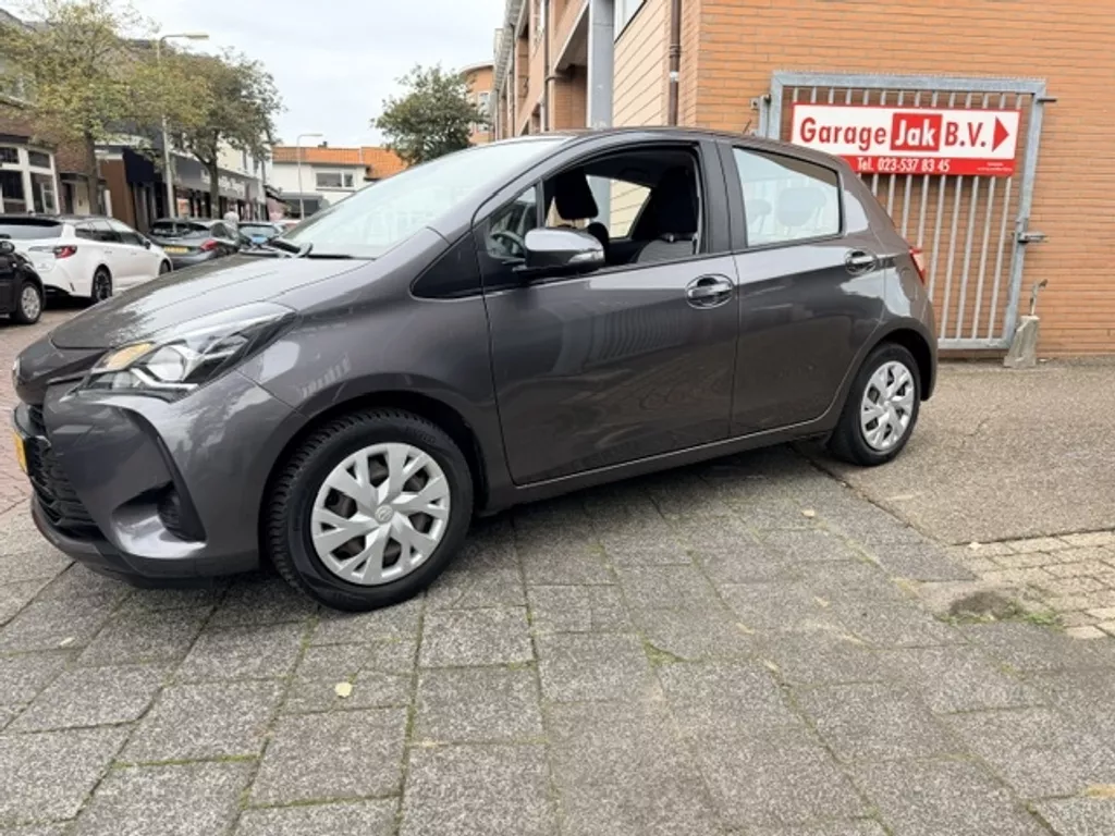 Toyota Yaris 1.5 VVT-i 111pk 5D
